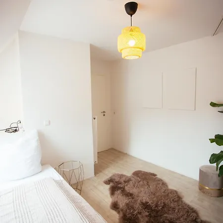 Apartment Jama - Altstadt, Wlan, Arbeitsplatz, Modern Boho #3 Wurzburg